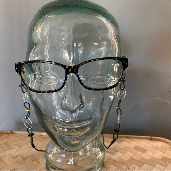 Eyeglass Leash / Chain - silver disks - Picture 5 of 8